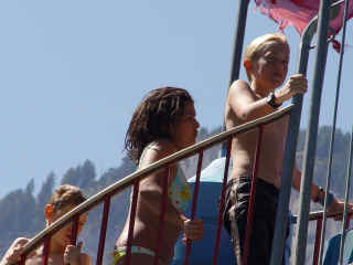 1221 Aurlyne en haut du toboggan