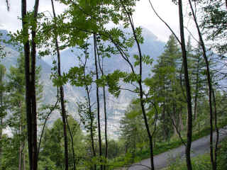 1298montagnes.jpg (2370886 octets)