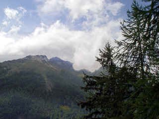 1322montagnesR.jpg (1620528 octets)