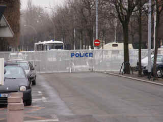 1546police.jpg (2336601 octets)